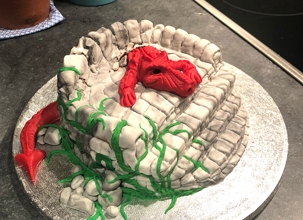 Cool Dragon Cakes and Lots of Creative Cake Ideas